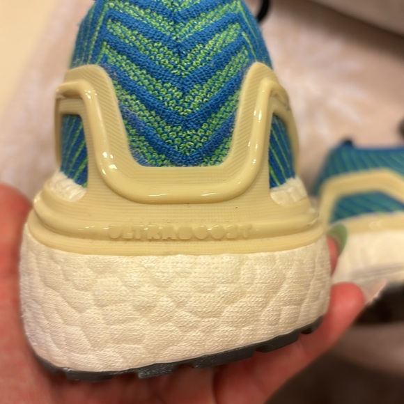 Adidas Stella McCartney kicks - Picture 10 of 15